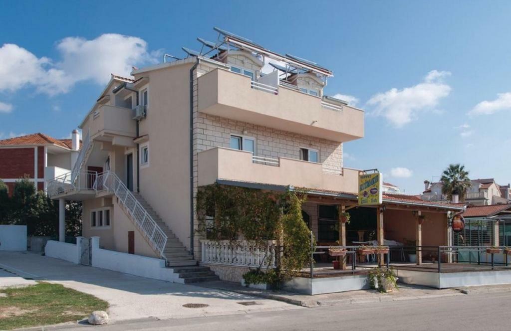 Apartmani Riva Rogoznica  Exteriér fotografie
